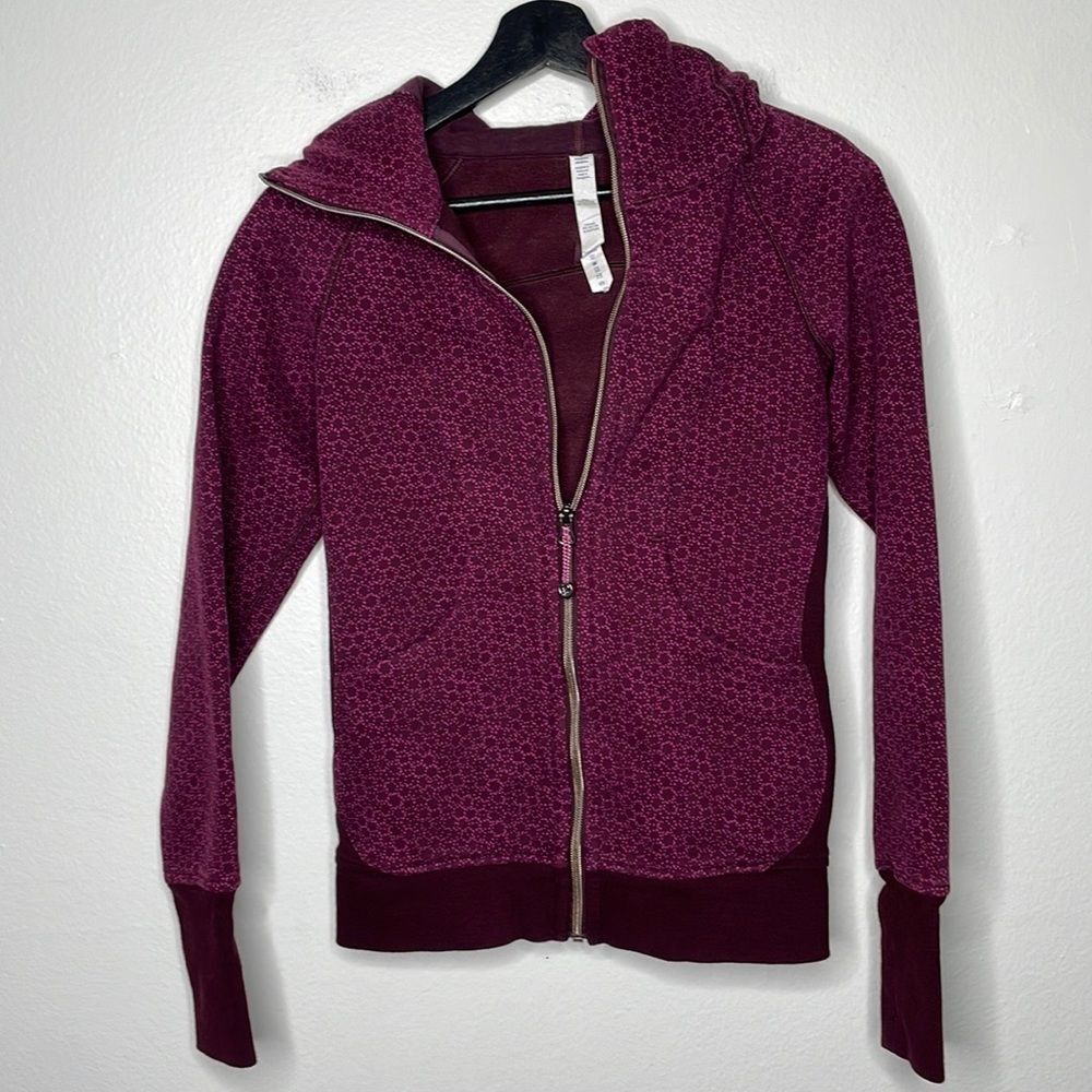 Lululemon Scuba Stretch Striped Printed Plum Long Sleeve Full Zipper Hoodie Sz 2